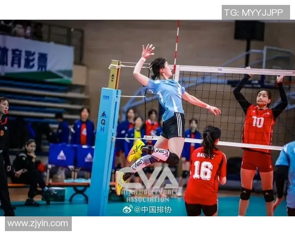 重庆排球队荣登全国排球团队协作排行榜第二名展现出色团队精神与实力